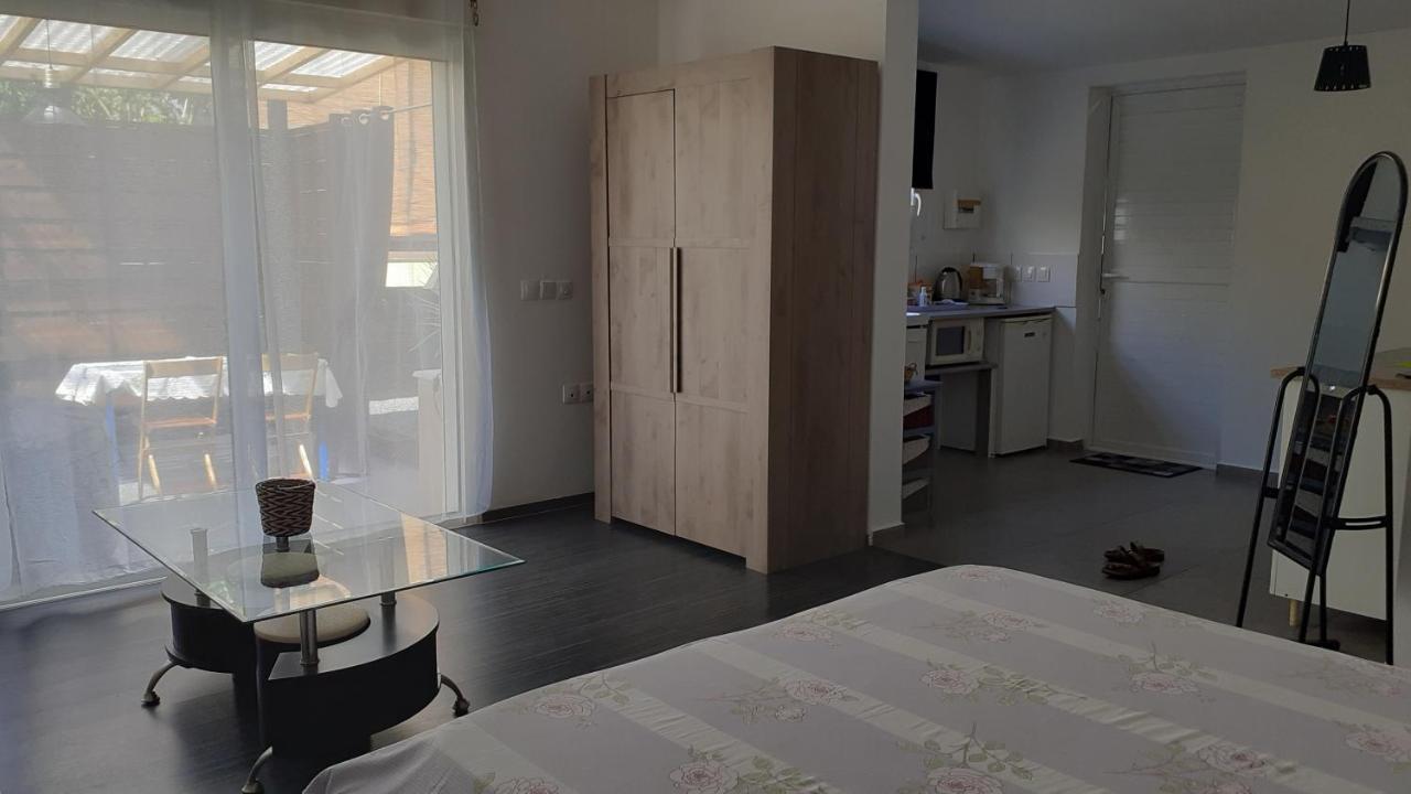Un Jour Ailleurs Appartement Saint Pierre Buitenkant foto