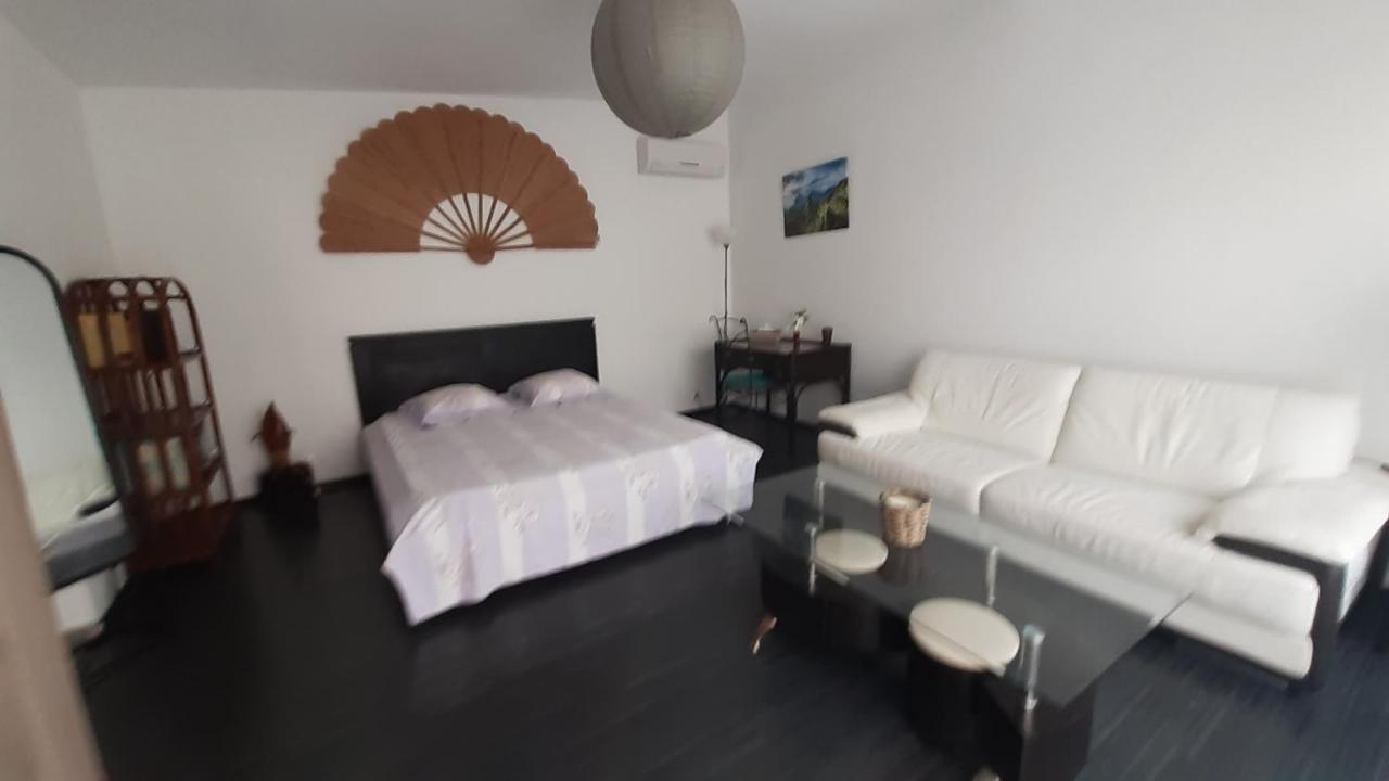 Un Jour Ailleurs Appartement Saint Pierre Buitenkant foto